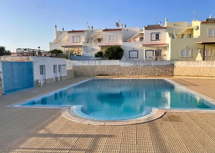 Vakantiehuis Ruca Armação de Pêra